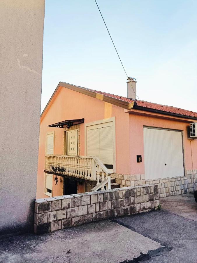 Poseidon House Lejlighed Mostar Eksteriør billede